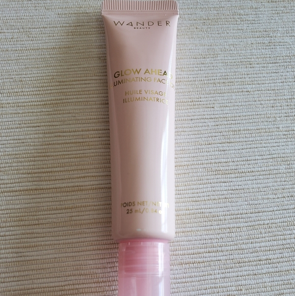 Wander Beauty Makeup and Skincare Set - Picture 4 of 4